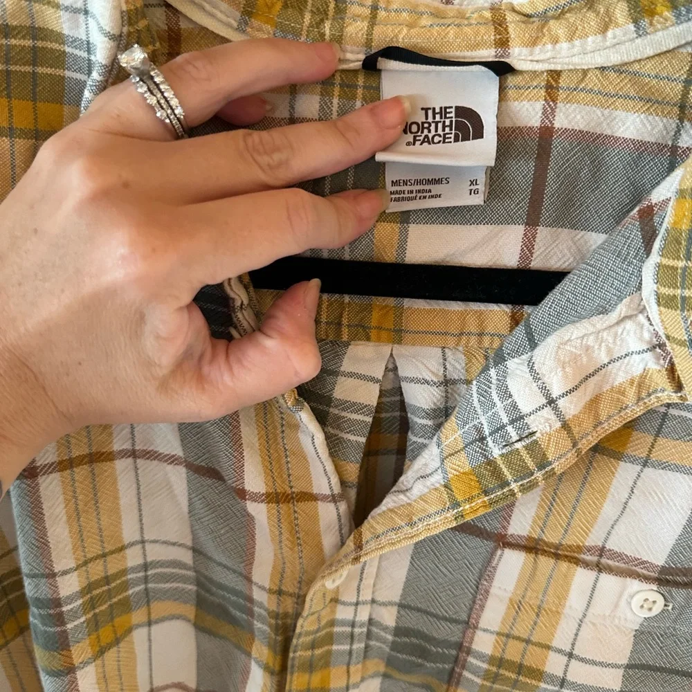 The North Face Men’s Large Hayden Pass 2.0 shirt Plaid